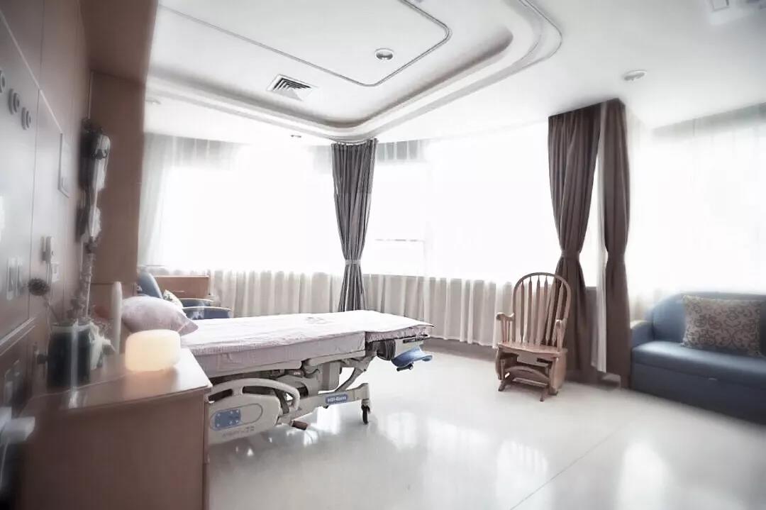 護(hù)墻板優(yōu)點(diǎn)/木飾面護(hù)墻板的優(yōu)勢(shì)你知道嗎？